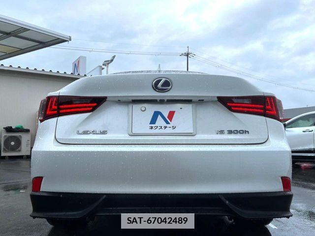 Lexus IS 2013-08 7725056-12