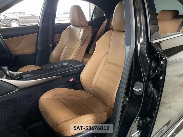 Lexus IS 2013-07 7725057-9