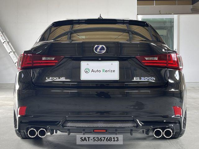 Lexus IS 2013-07 7725057-3