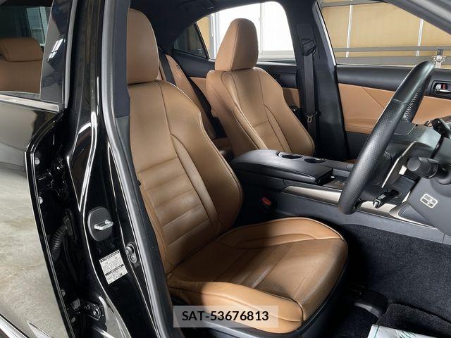 Lexus IS 2013-07 7725057-8