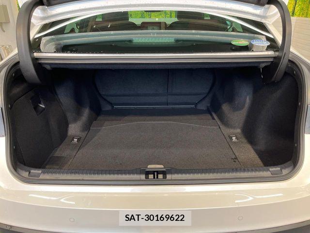 Lexus IS 2020-12 7786473-9