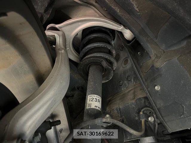 Lexus IS 2020-12 7786473-19