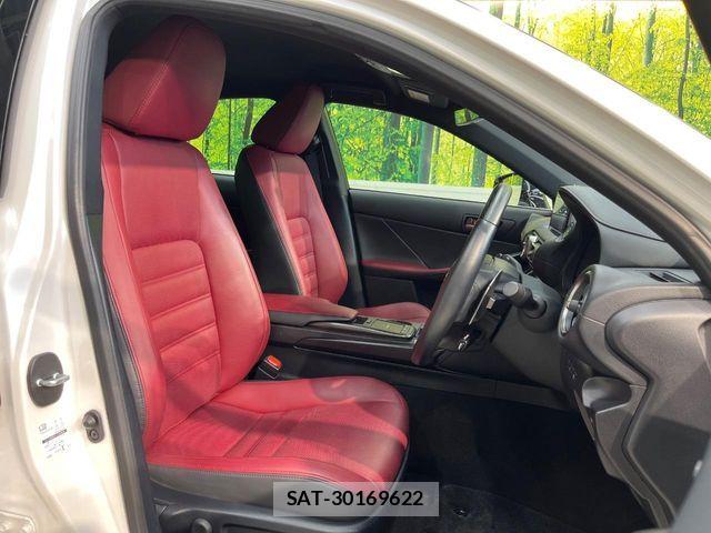 Lexus IS 2020-12 7786473-7
