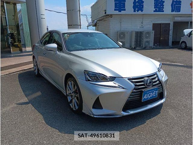 Lexus IS 2018-01 7786468-4