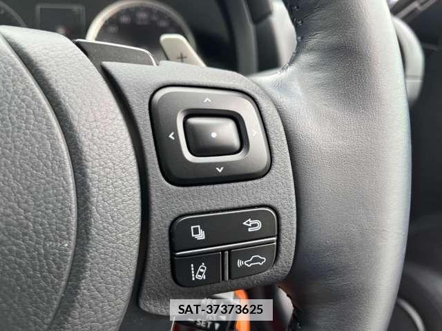 Lexus IS 2024-02 7786474-13
