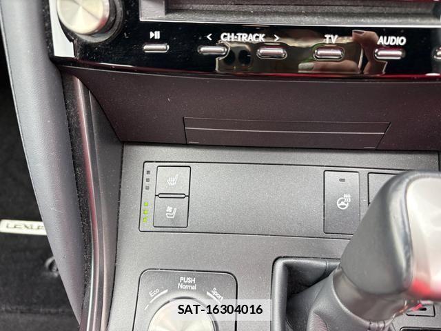 Lexus IS 2022-05 7786481-21