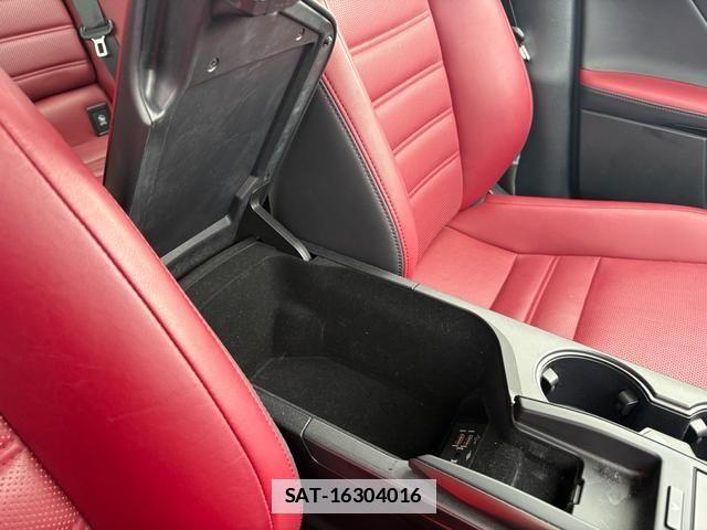 Lexus IS 2022-05 7786481-23