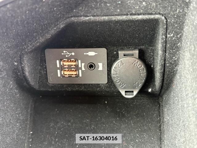 Lexus IS 2022-05 7786481-24
