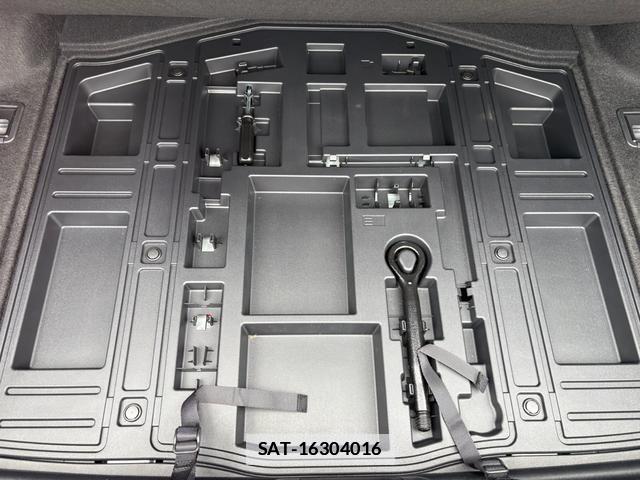 Lexus IS 2022-05 7786481-6