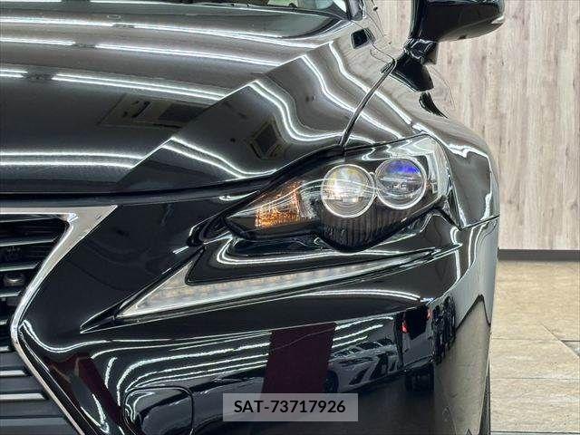 Lexus IS 2015-05 7786461-19