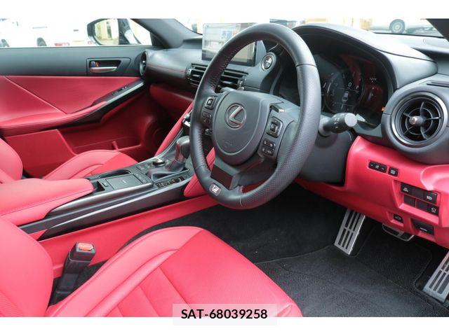 Lexus IS 2023-06 7786485-15
