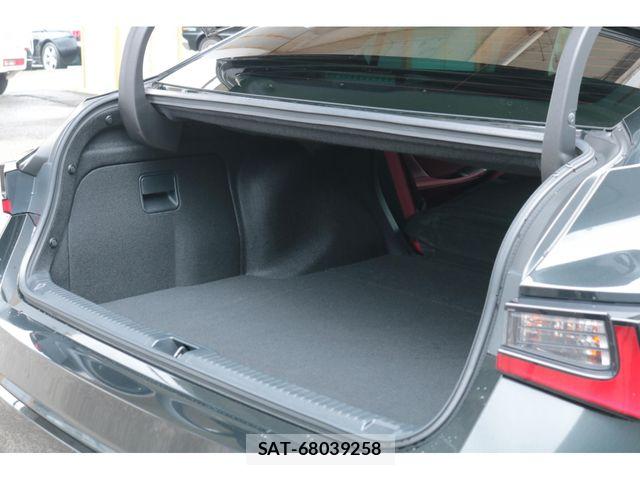 Lexus IS 2023-06 7786485-29