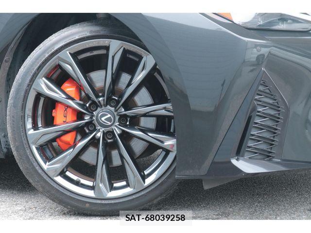 Lexus IS 2023-06 7786485-3