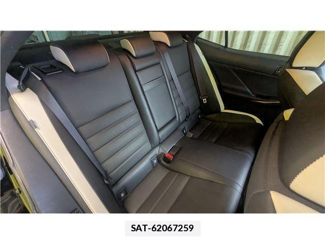Lexus IS 2016-07 7786470-9