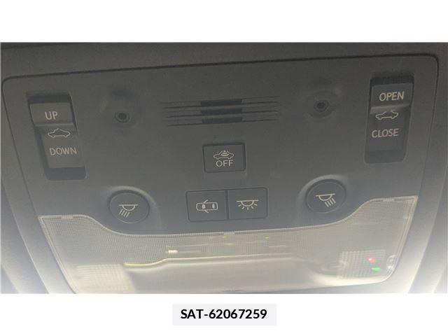 Lexus IS 2016-07 7786470-25