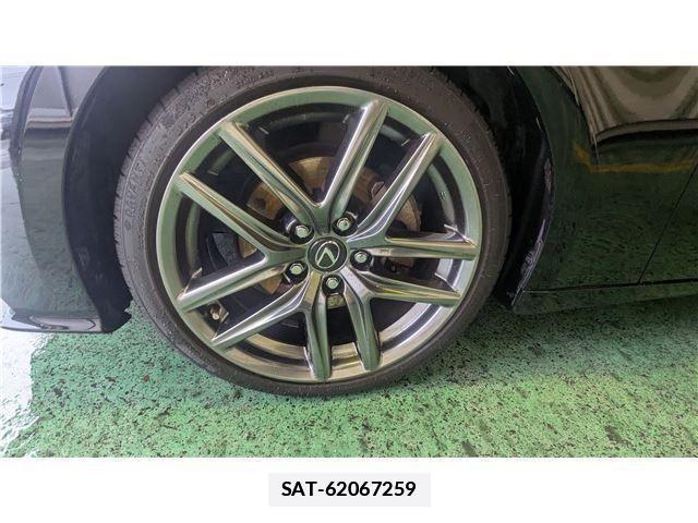 Lexus IS 2016-07 7786470-29