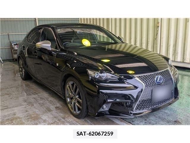 Lexus IS 2016-07 7786470-4