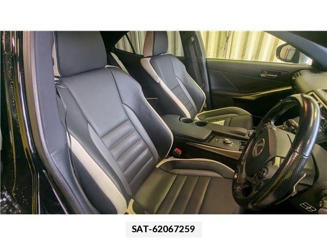 Lexus IS 2016-07 7786470-8