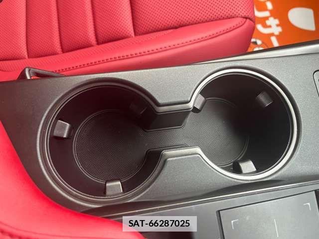 Lexus IS 2021-10 7786480-14