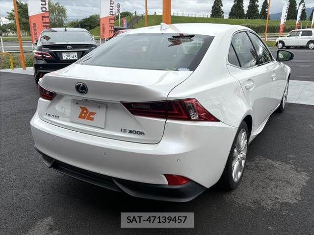 Lexus IS 2013-11 7877340-12