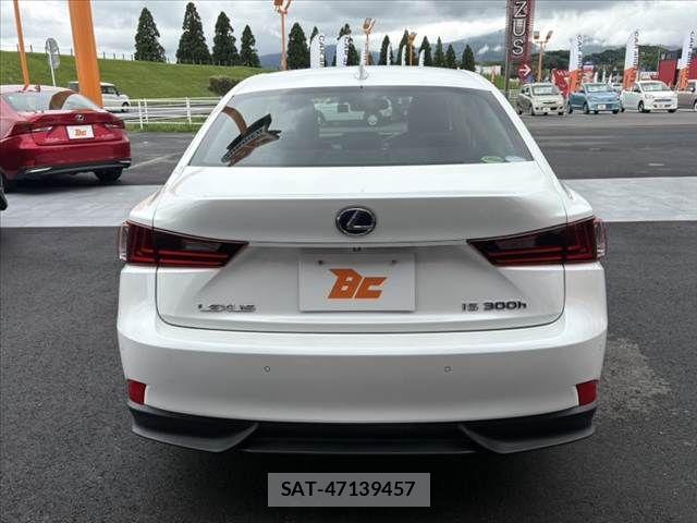 Lexus IS 2013-11 7877340-13