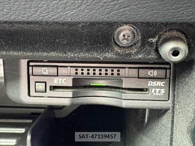 Lexus IS 2013-11 7877340-5