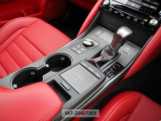 Lexus IS 2020-12 7877337-23
