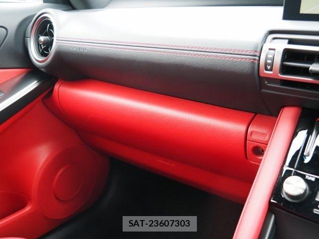 Lexus IS 2020-12 7877337-26