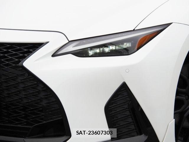Lexus IS 2020-12 7877337-7