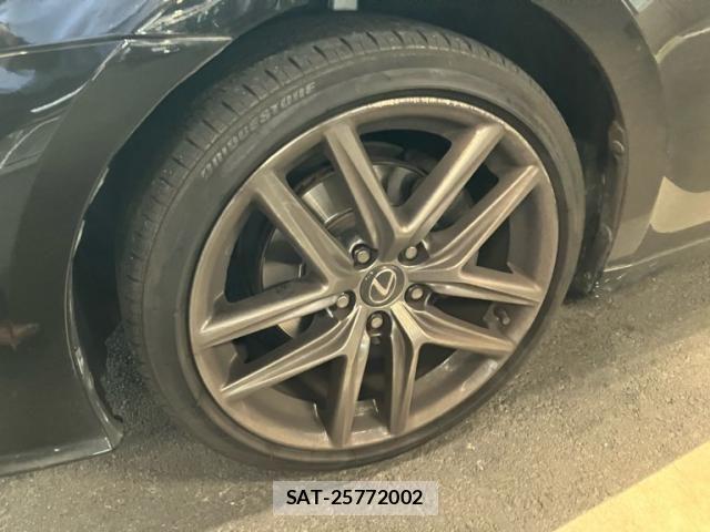 Lexus IS 2014-05 7877342-11