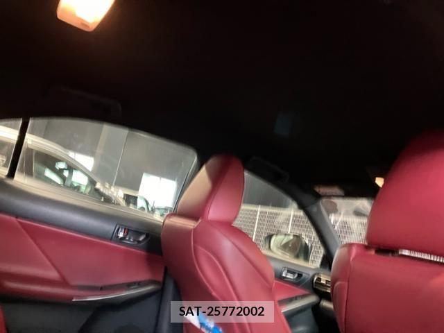 Lexus IS 2014-05 7877342-14