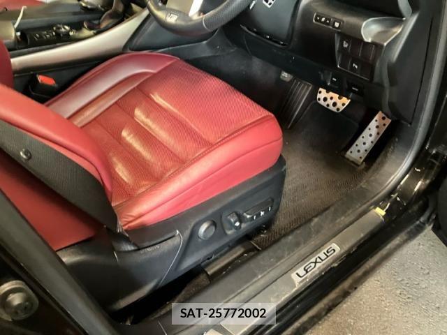 Lexus IS 2014-05 7877342-20
