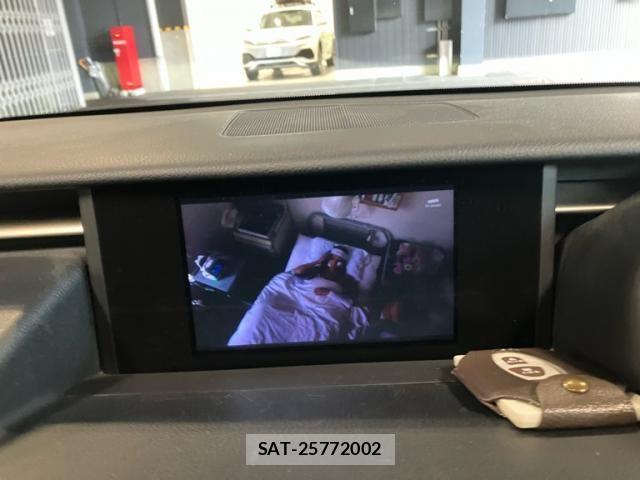 Lexus IS 2014-05 7877342-26