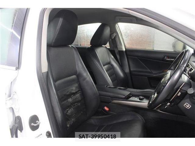 Lexus IS 2013-09 7877339-26