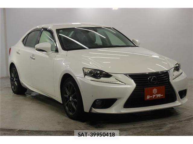 Lexus IS 2013-09 7877339-2