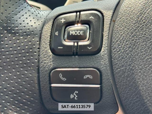 Lexus IS 2018-04 7902850-15