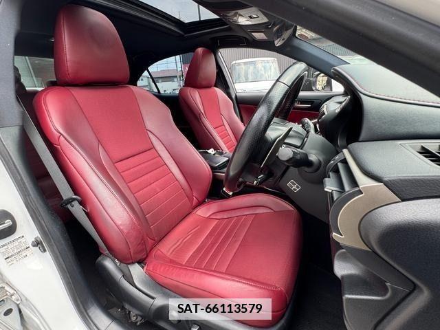 Lexus IS 2018-04 7902850-8