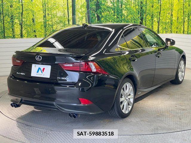 Lexus IS 2014-07 7902849-18