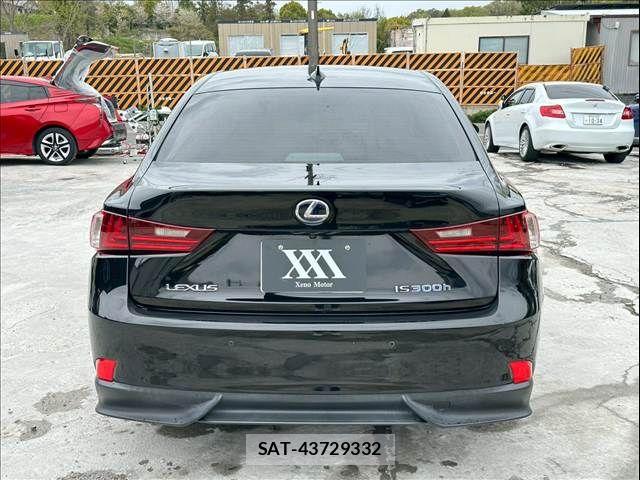Lexus IS 2014-07 7902852-6