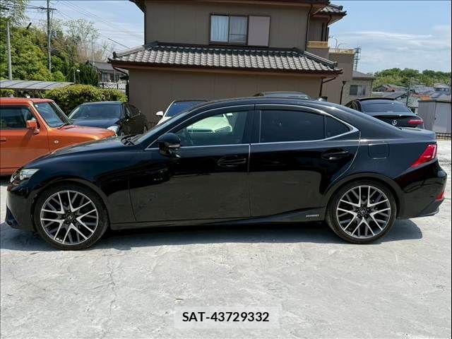Lexus IS 2014-07 7902852-7