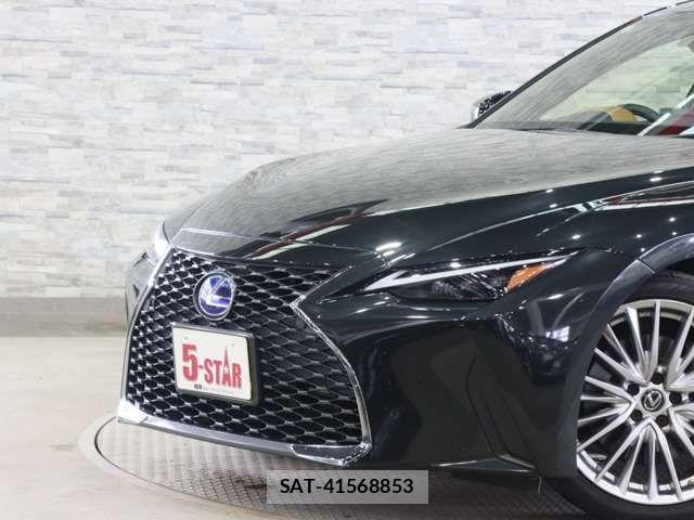 Lexus IS 2021-09 7962383-8