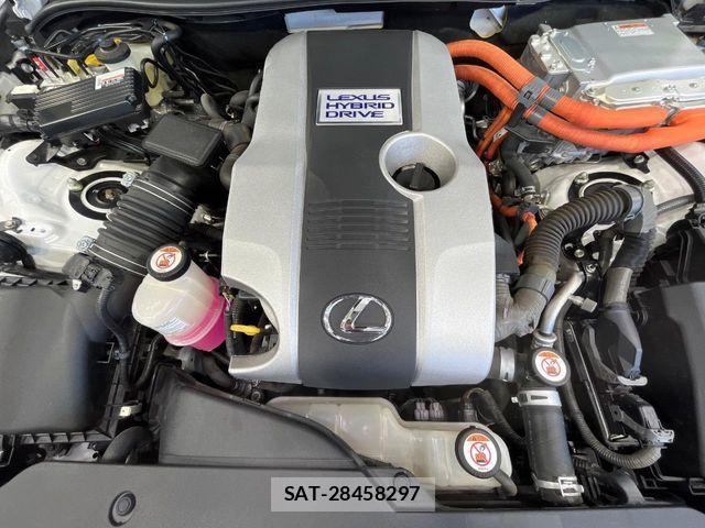 Lexus IS 2016-12 7962385-17