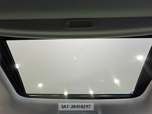 Lexus IS 2016-12 7962385-2
