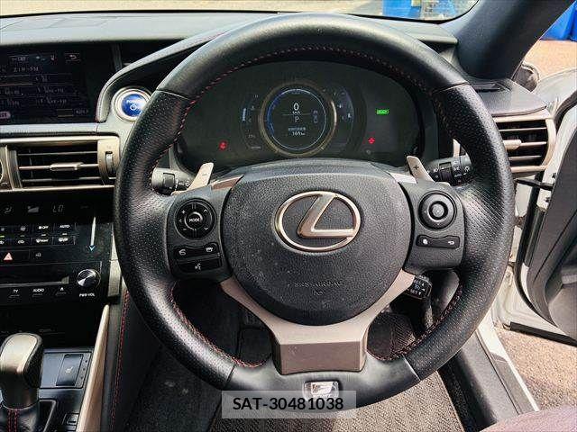 Lexus IS 2013-07 7962390-11