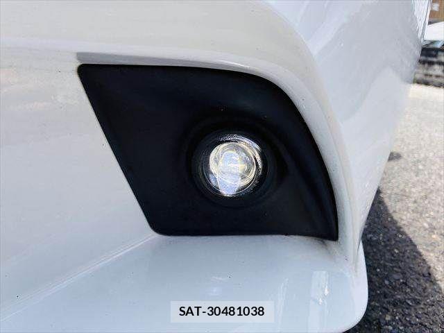 Lexus IS 2013-07 7962390-13