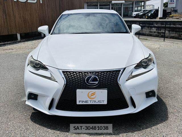 Lexus IS 2013-07 7962390-15