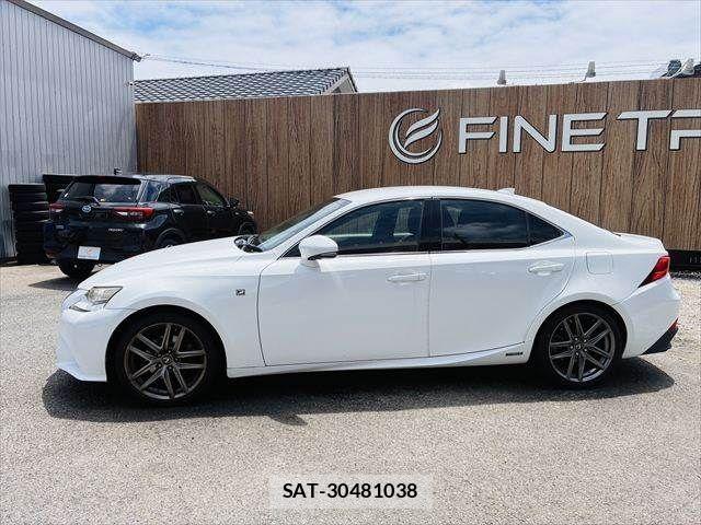 Lexus IS 2013-07 7962390-21