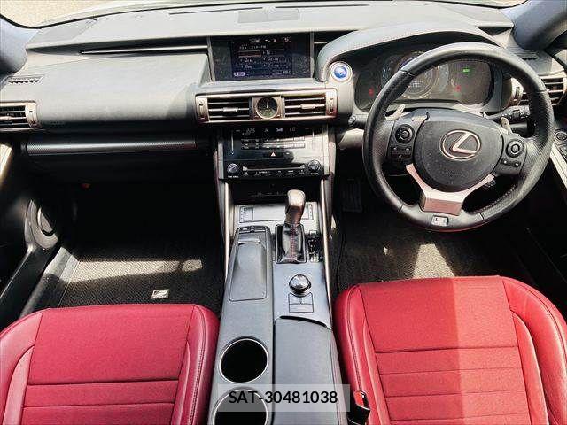 Lexus IS 2013-07 7962390-2