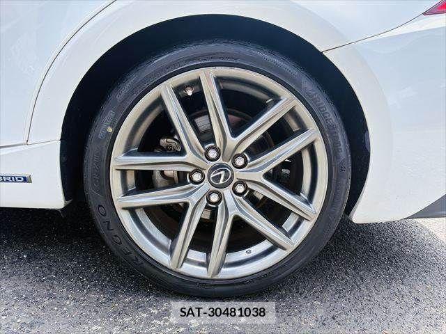 Lexus IS 2013-07 7962390-29