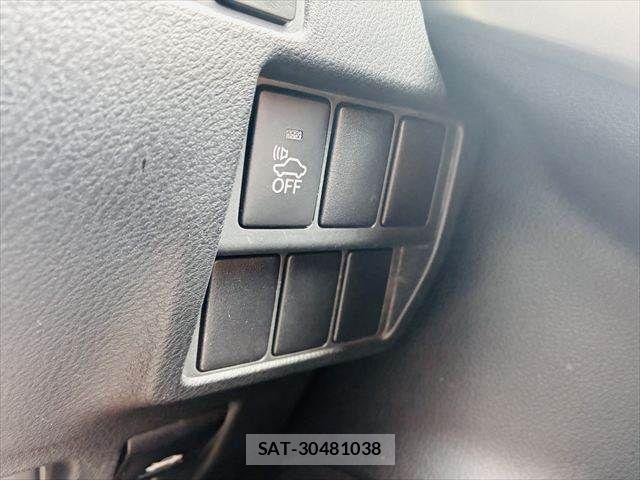 Lexus IS 2013-07 7962390-7